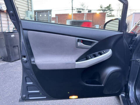 2013 Toyota Prius Three