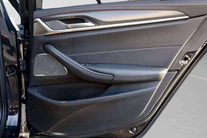 2021 BMW 5 Series M550i xDrive