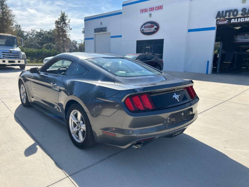 2017 Ford Mustang V6