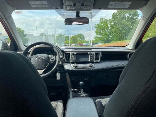 2013 Toyota RAV4 28