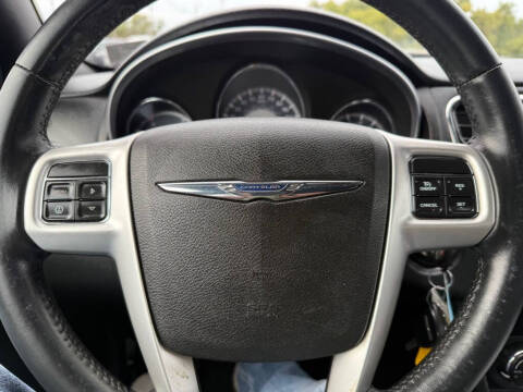 2012 Chrysler 200 Touring