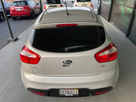 2014 Kia Rio 5-Door LX