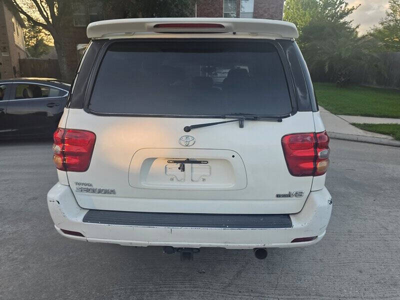 2004 Toyota Sequoia Limited