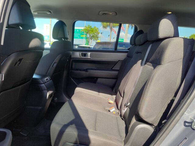 2025 Hyundai Santa Fe SE