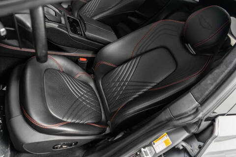 2022 Aston Martin DBX