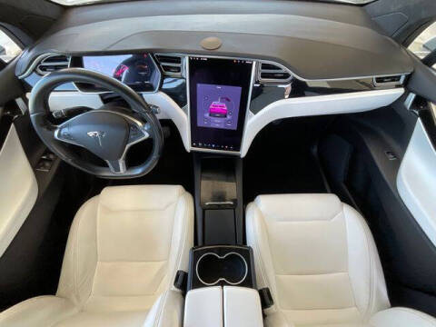 2017 Tesla Model X 75D