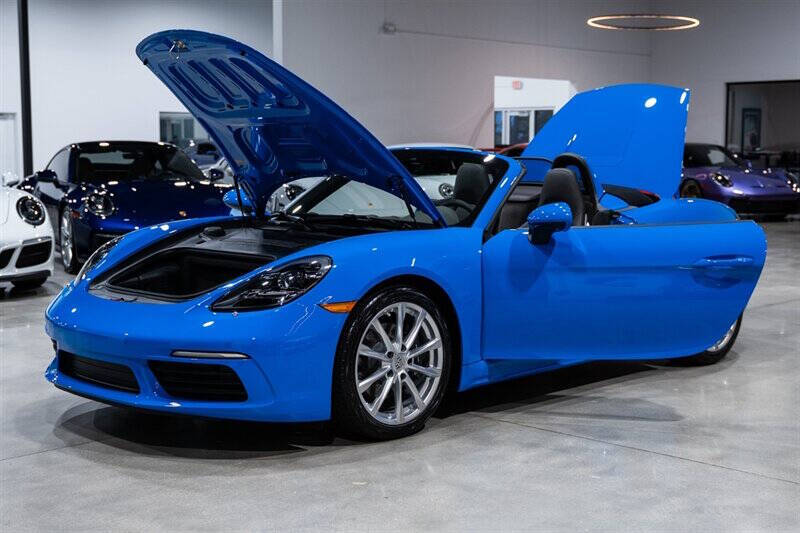 2022 Porsche 718 Boxster