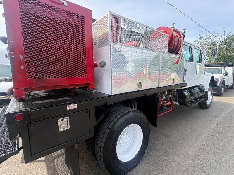 2001 International 4800