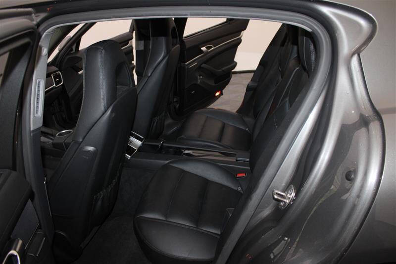 2015 Porsche Panamera
