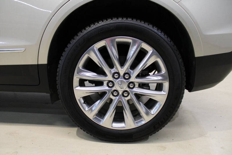 2017 Cadillac XT5 Platinum