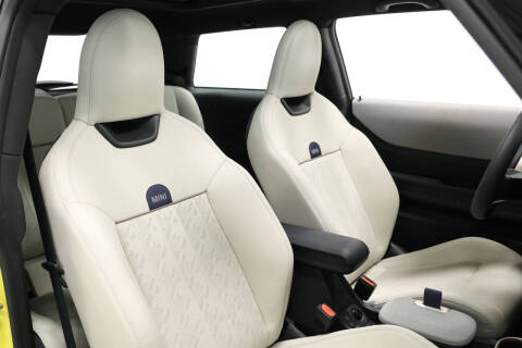 2025 MINI Hardtop 2 Door