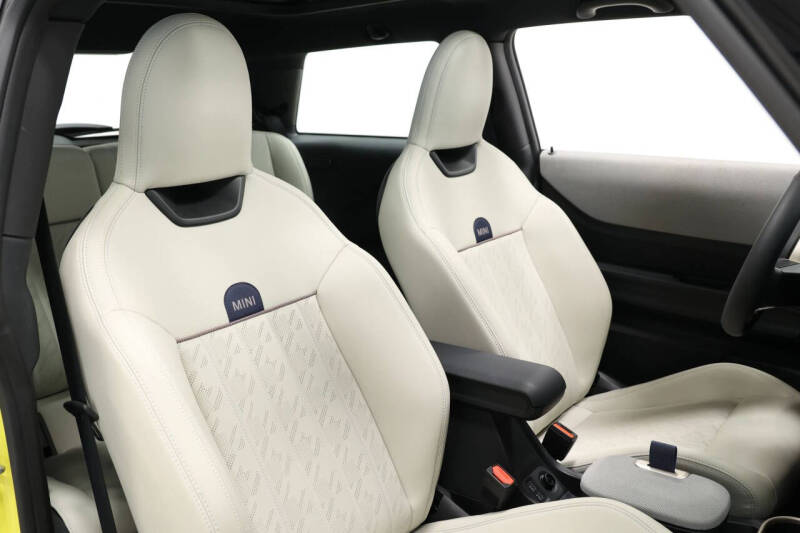 2025 MINI Hardtop 2 Door