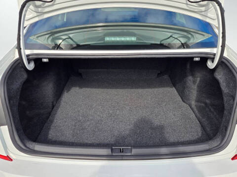 2021 Volkswagen Passat R-Line