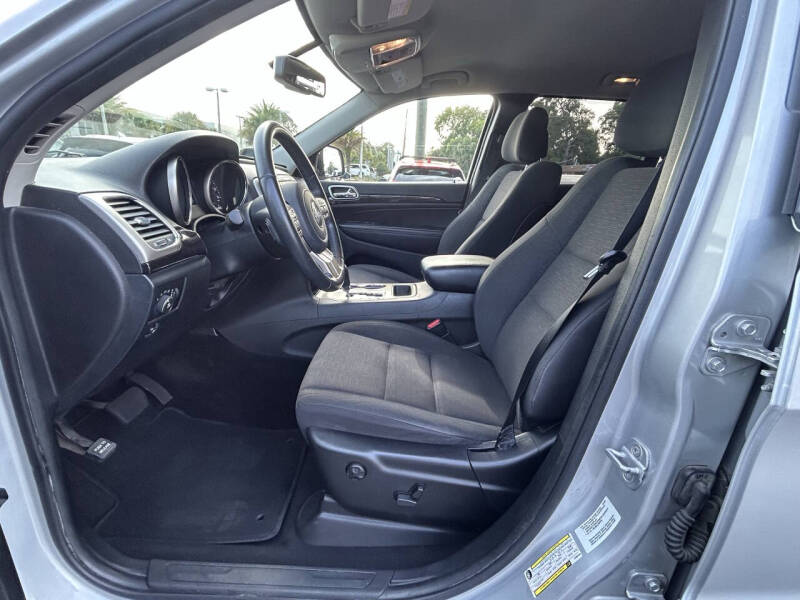 2012 Jeep Grand Cherokee Laredo