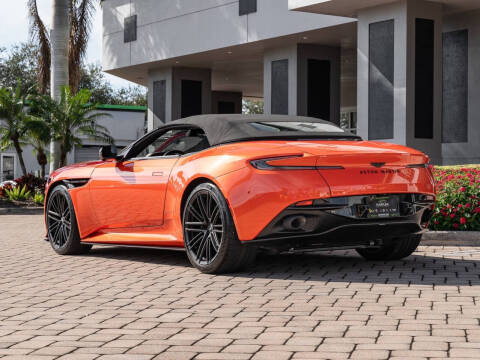 2024 Aston Martin DB12 Volante