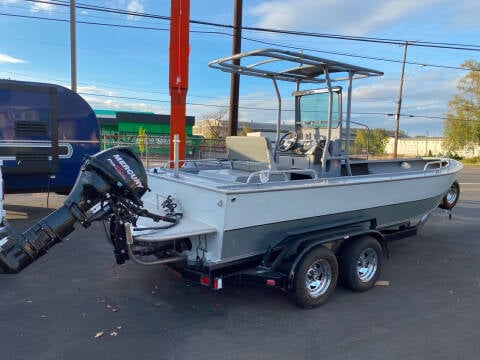 2008 River Hawk Center Console