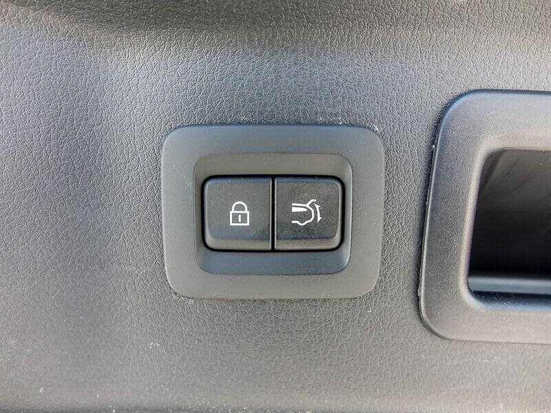 2024 Mazda CX-90 Plug-in Hybrid Preferred