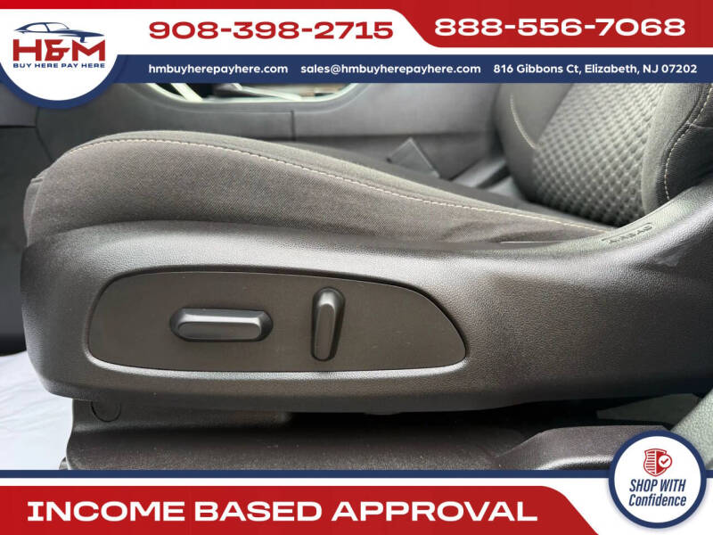 2017 GMC Acadia SLE-2