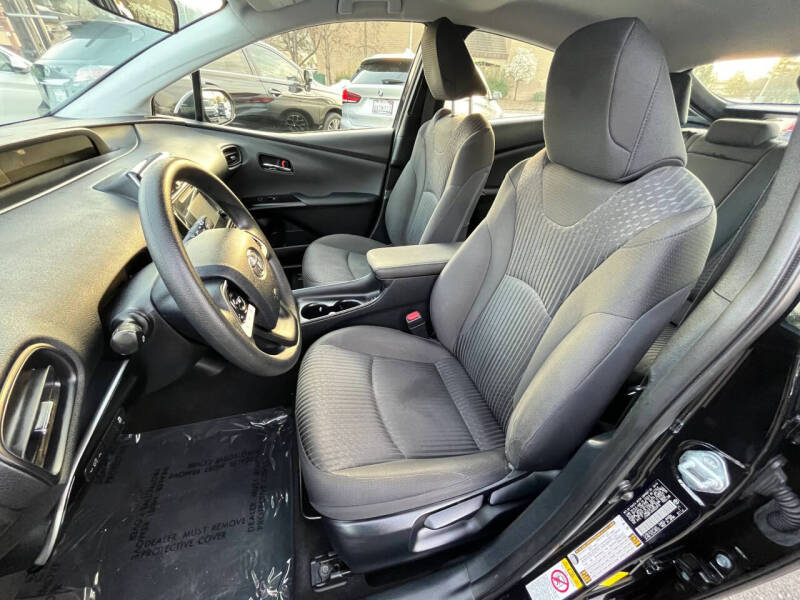 2016 Toyota Prius Two