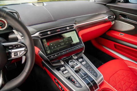 2025 Aston Martin Vanquish