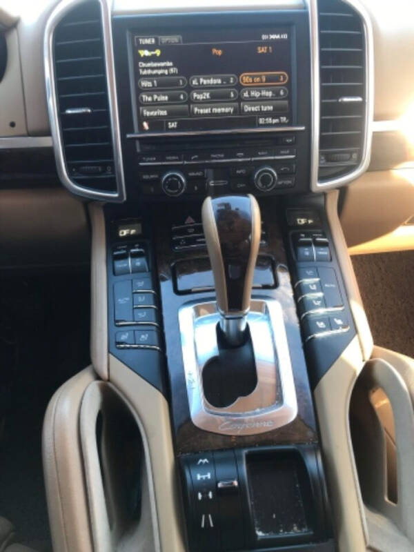2012 Porsche Cayenne