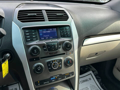 2014 Ford Explorer