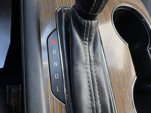 2017 GMC Acadia SLE-2