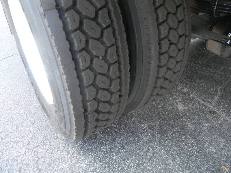 2018 International DuraStar 4300