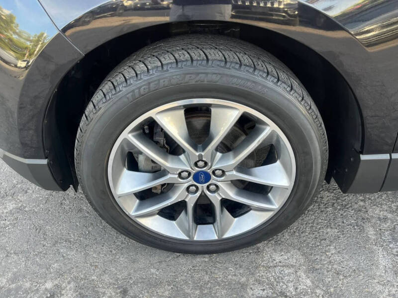 2016 Ford Edge Titanium