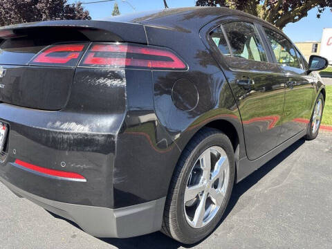 2011 Chevrolet Volt Premium