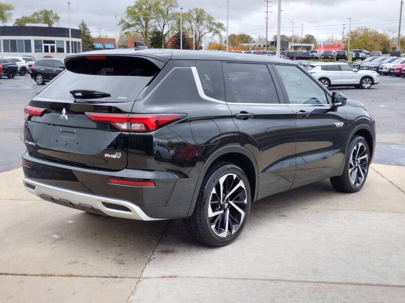 2025 Mitsubishi Outlander PHEV SE