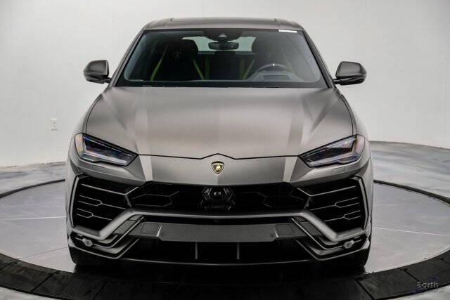 2022 Lamborghini Urus