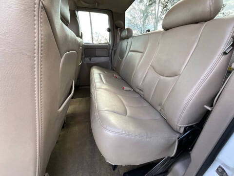 2005 GMC Sierra 2500HD