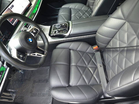 2023 BMW 7 Series 740i