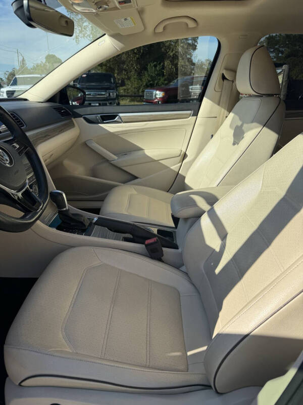 2018 Volkswagen Passat 2.0T SE