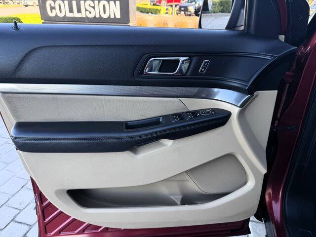 2017 Ford Explorer