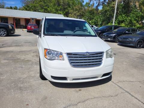 2009 Chrysler Town and Country for sale at FAMILY AUTO BROKERS in Longwood FL
