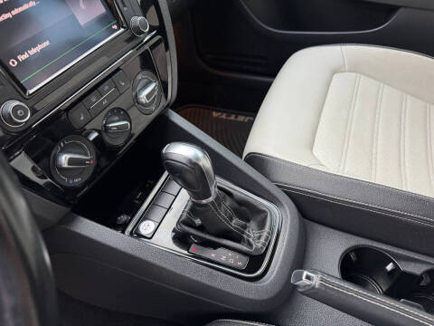 2016 Volkswagen Jetta 1.8T Sport