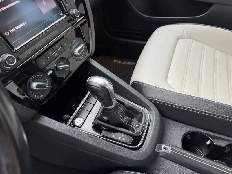 2016 Volkswagen Jetta 1.8T Sport