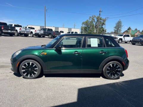 2017 MINI Hardtop 4 Door Cooper