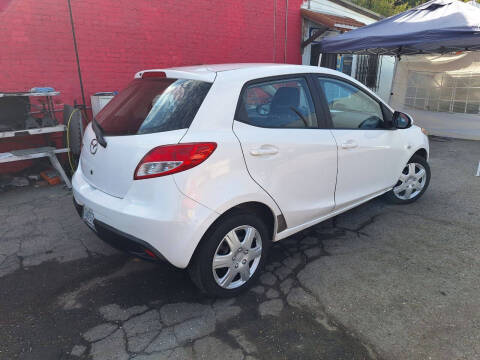 2011 Mazda MAZDA2 Sport