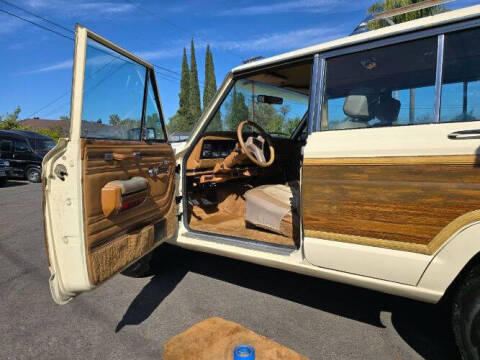 1986 Jeep Grand Wagoneer