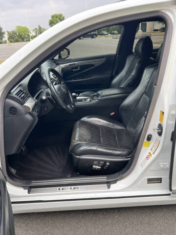 2013 Lexus LS 460