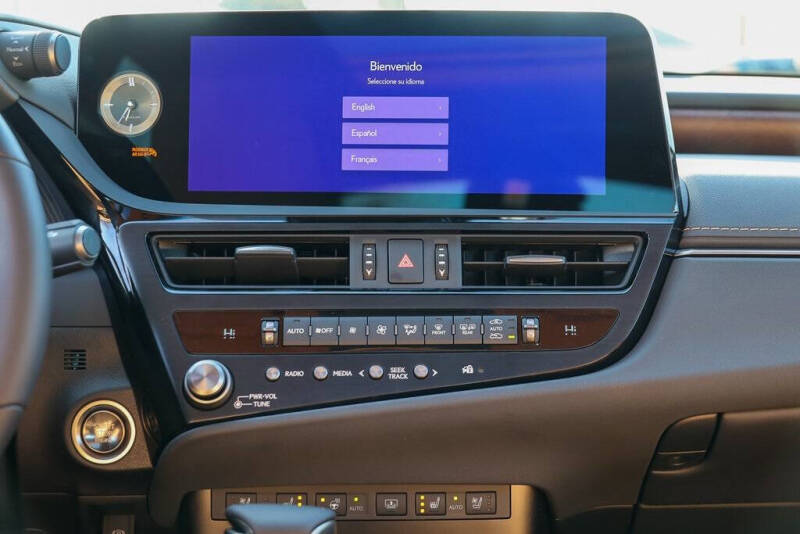 2025 Lexus ES 350 Luxury