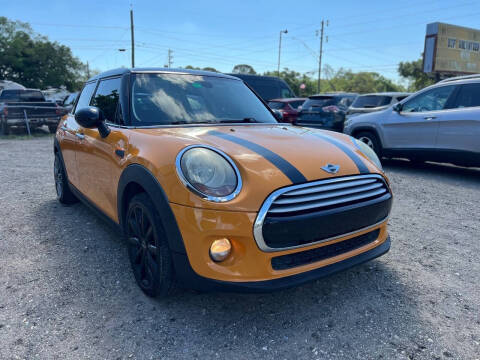 2015 MINI Hardtop 4 Door Cooper