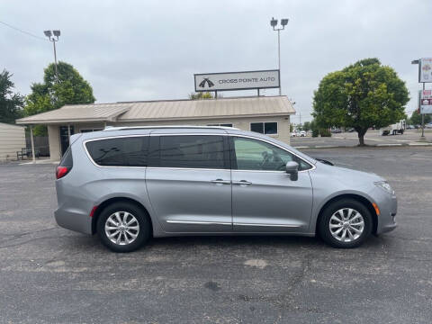 2018 Chrysler Pacifica for sale at Crosspointe Auto Sales in Amarillo TX