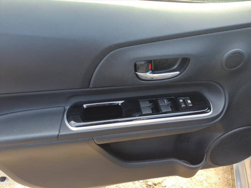 2015 Toyota Prius c Two