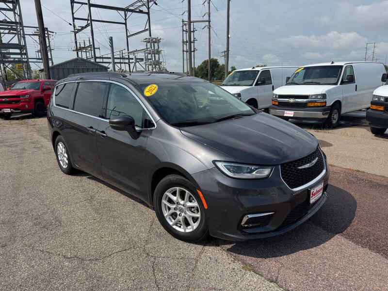 2022 Chrysler Pacifica Touring L