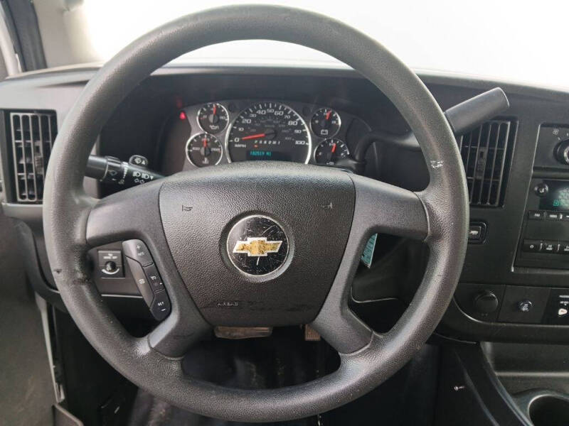 2017 Chevrolet Express 2500