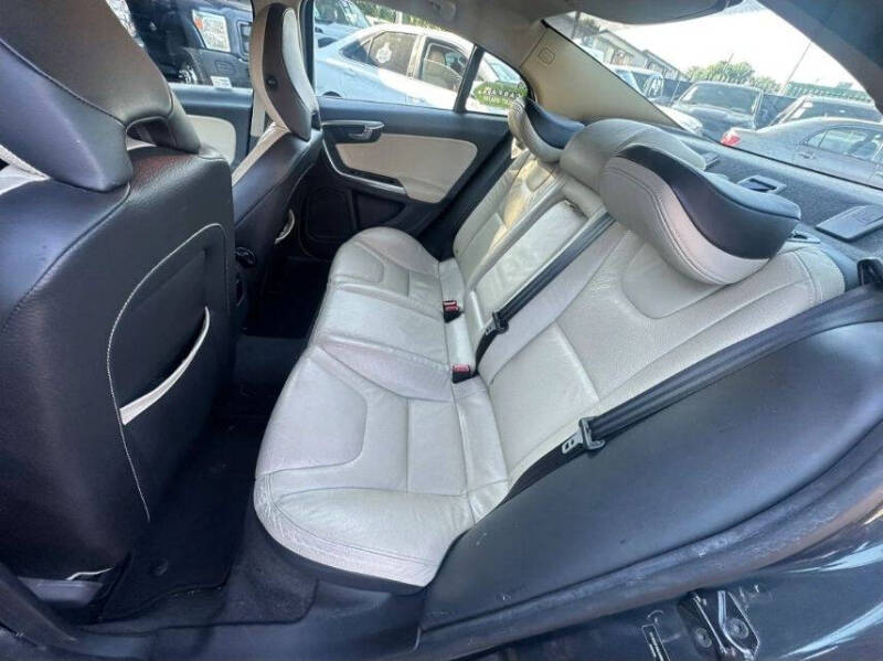 2012 Volvo S60 T5